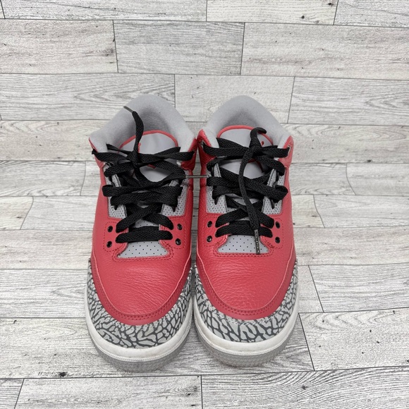 Air Jordan 3 Retro SE GS 'Unite' Fire Red Cement CQ0488-600 Size 7Y/8.5 Womans - Picture 2 of 10
